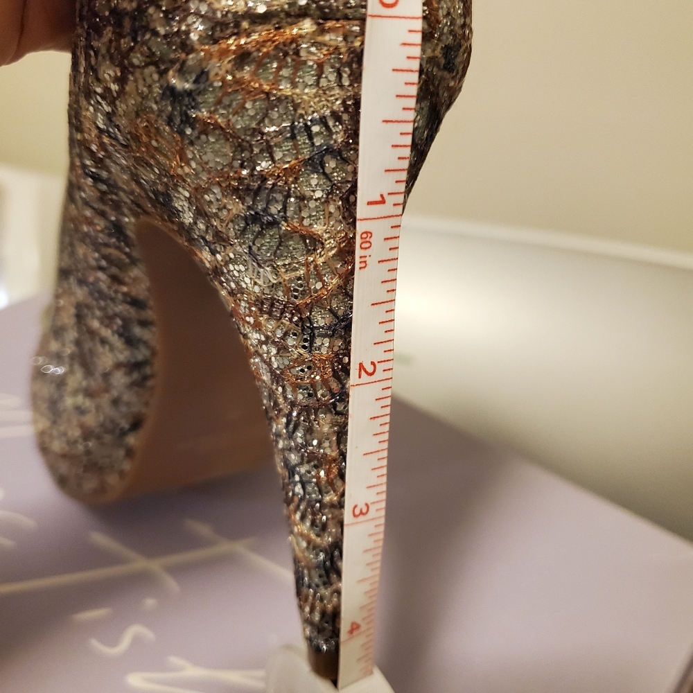 Women's Dressy Pearl Gold sparkling high heels - Picture 5 of 5